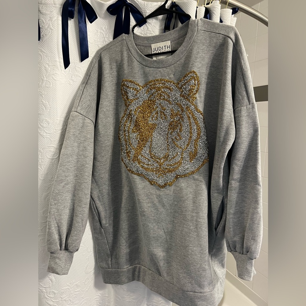 Judith March tiger pullover dress